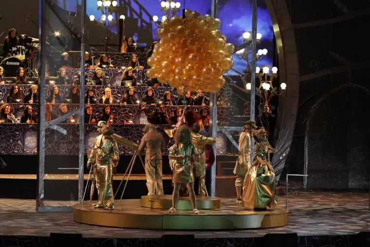 Large-scale Christmas Concert documentation preview 1
